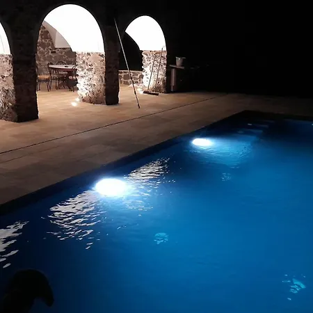 別荘 Mas Puig De Baix With Private Pool And Gardens オロト
