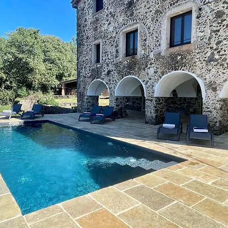 Spacious For 8 Near Remote Work & Nature Escape * Olot